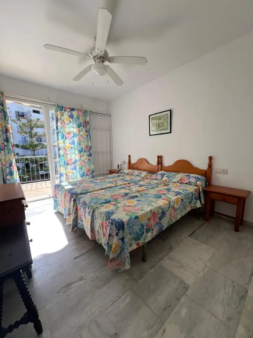 Dormitori de Casa adosada en venda en Fuengirola amb Aire condicionat, Jardí privat i Terrassa