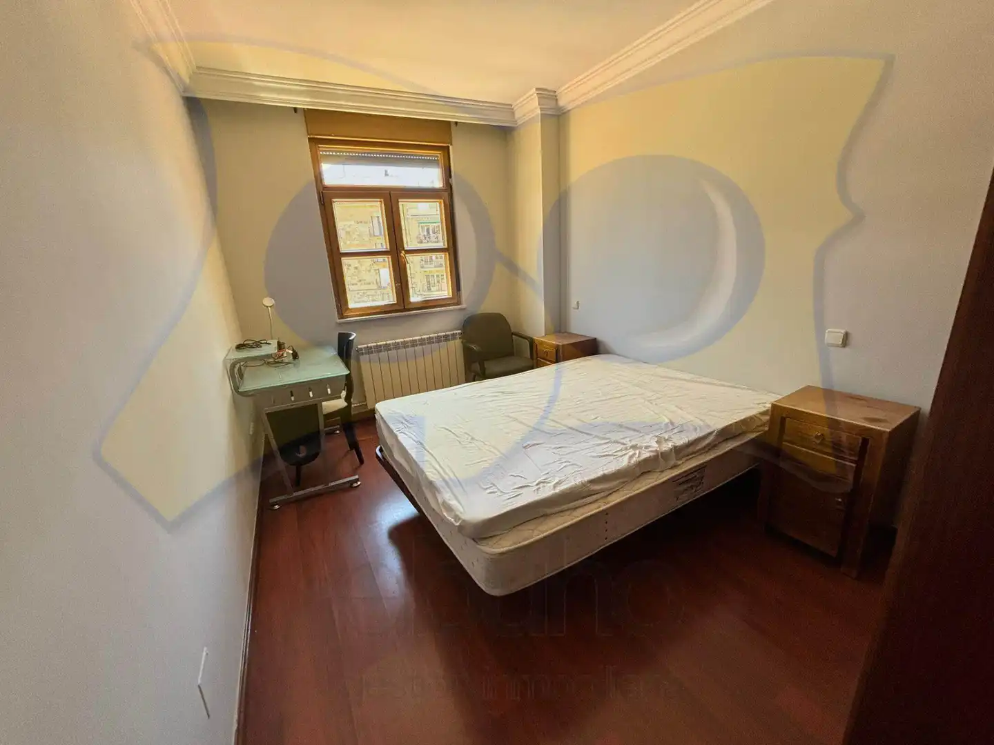 Bedroom of Flat for sale in Salamanca  with Heating, Parquet flooring and Washing machine