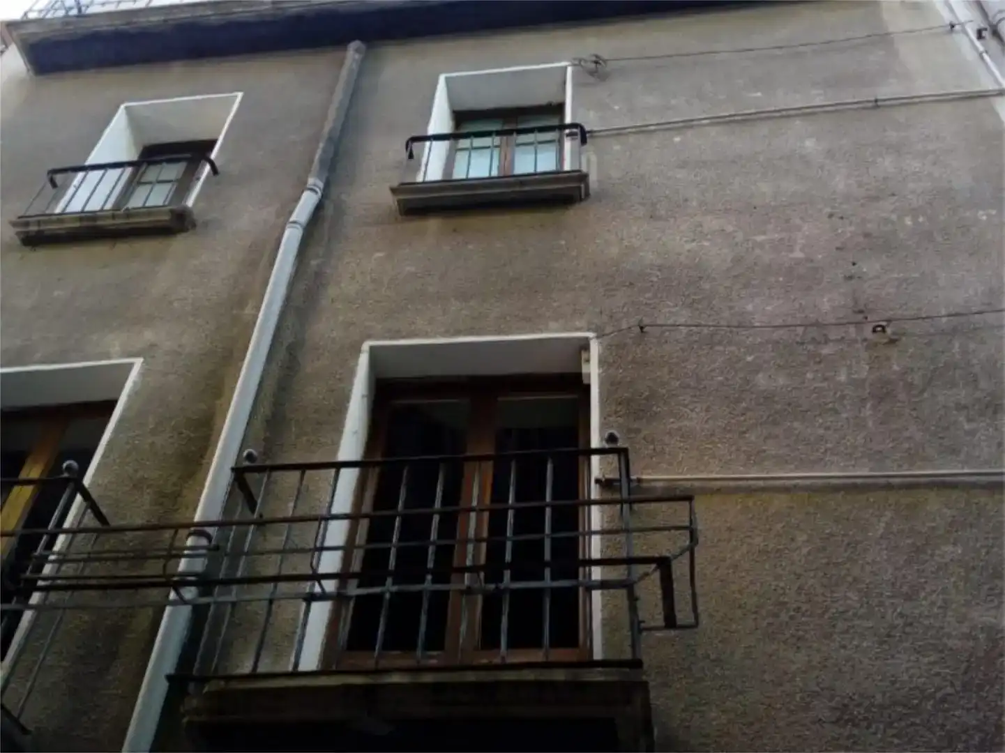 Vista exterior de Casa adosada en venda en Tafalla amb Balcó