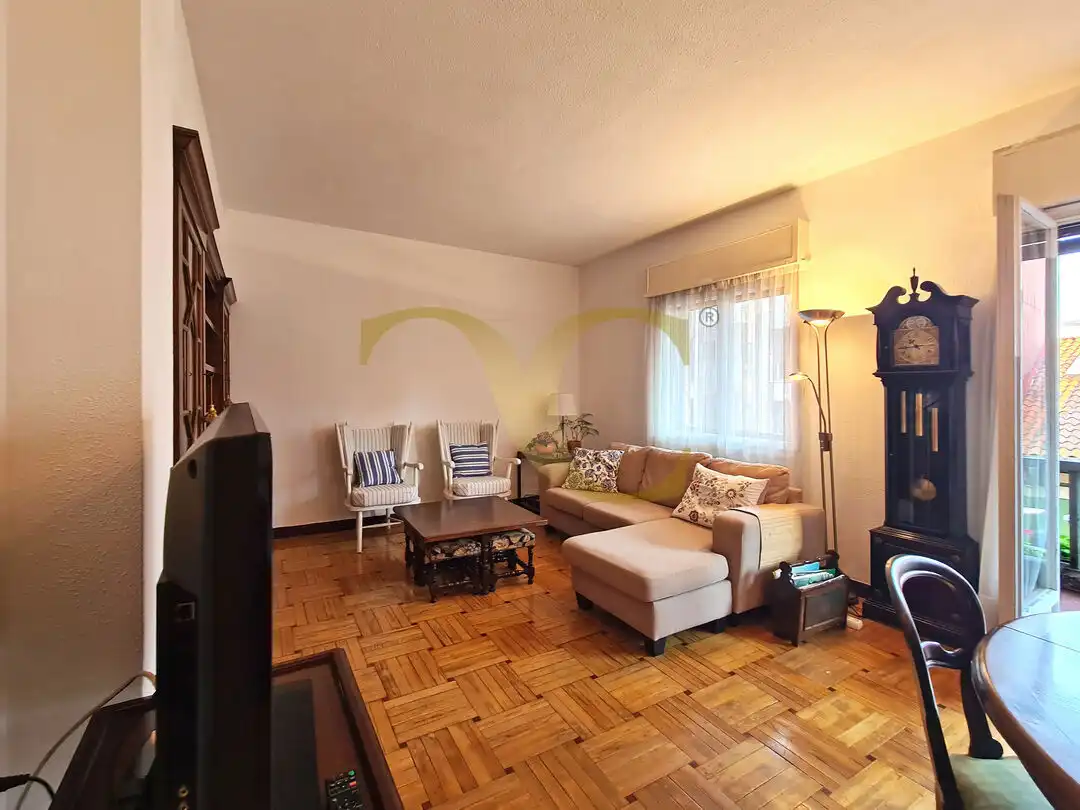 Living room of Flat for sale in Gijón   with Heating and Terrace