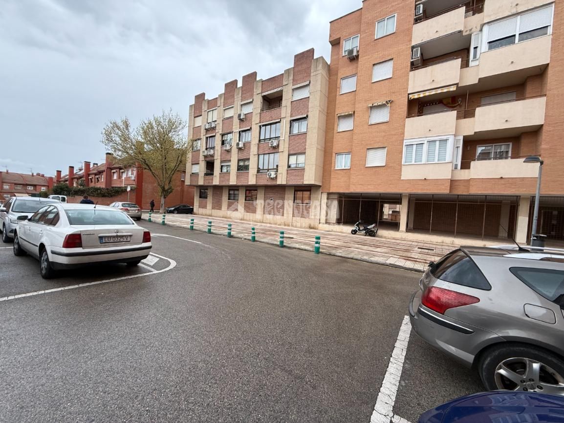 Parking of Flat for sale in Guadalajara Capital  with Heating