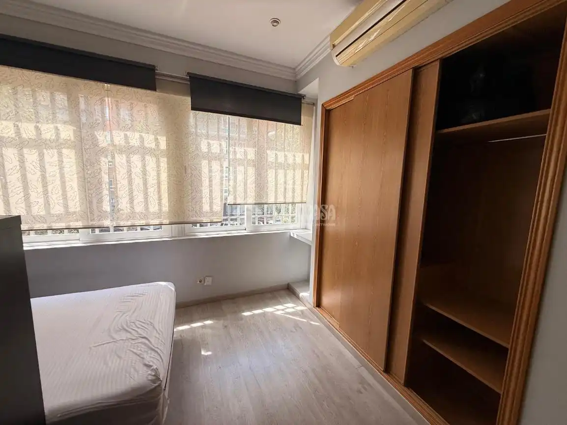 Bedroom of Study for sale in Madrid  with Air Conditioner, Alarm and Home automation
