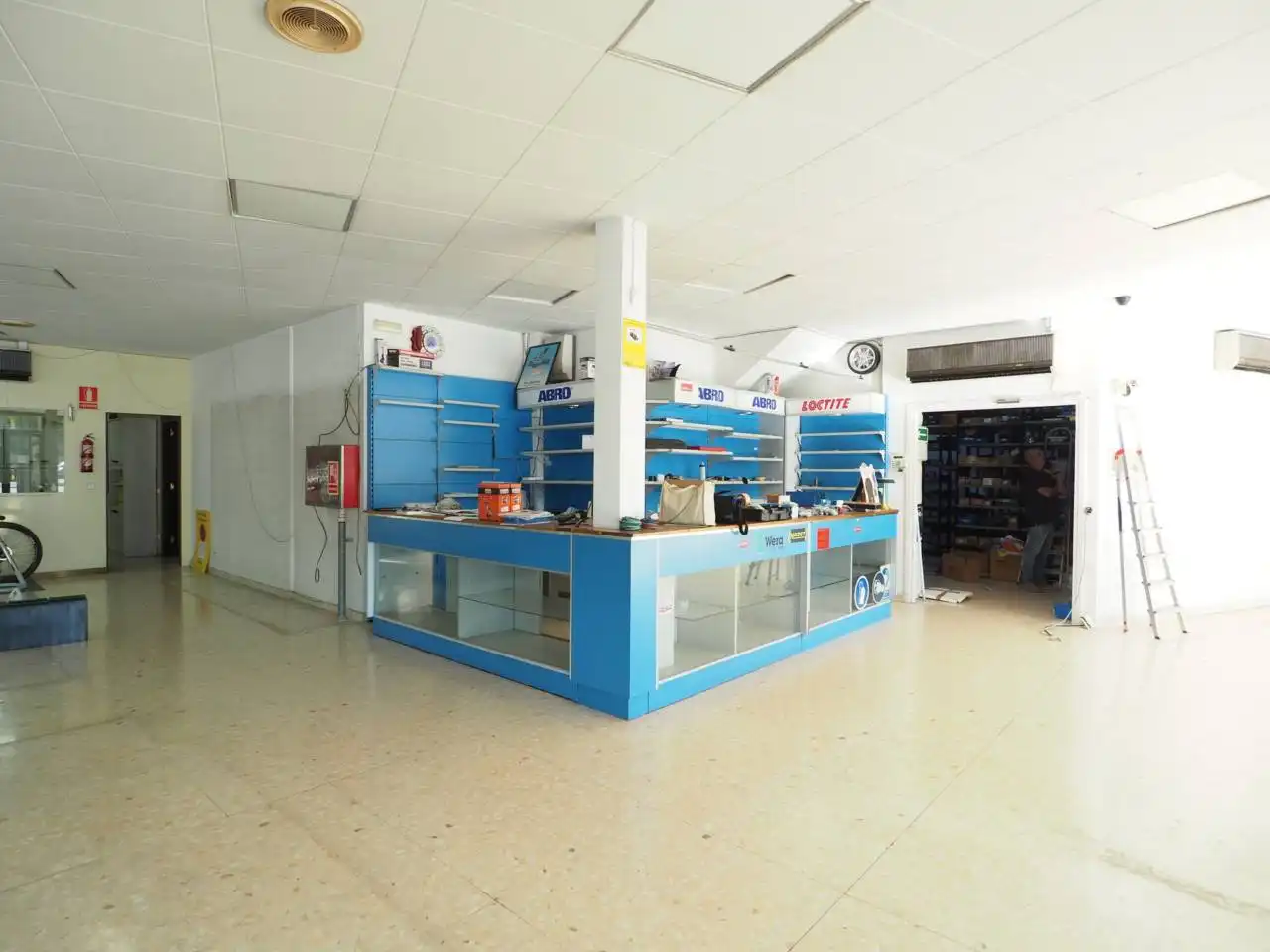 Local comercial de lloguer a Calle Camí Romà, imagen 8