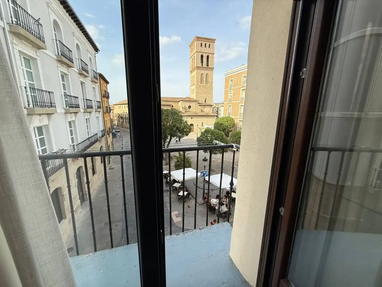 Vista exterior de Pis en venda en  Logroño amb Traster, Balcó i Alarma