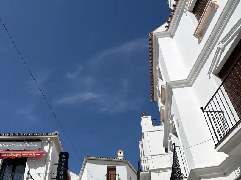 Vista exterior de Casa o xalet en venda en Casares amb Terrassa i Balcó