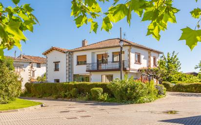 Exterior view of House or chalet for sale in Cendea de Olza / Oltza Zendea  with Heating, Private garden and Parquet flooring