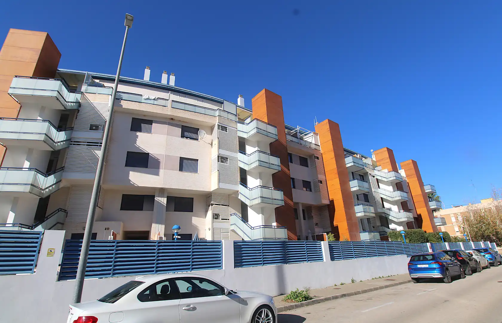 Vista exterior de Apartamento en venta en Dénia con Aire acondicionado, Terraza y Amueblado