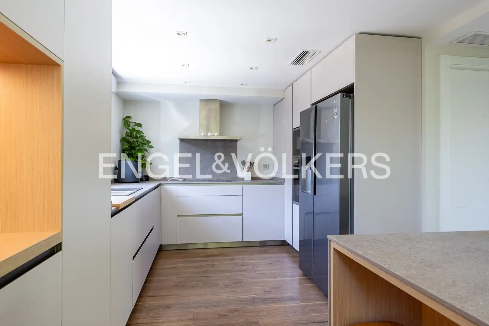 Kitchen of Detached homes for rent in Boadilla del Monte  with Air Conditioner, Heating and Private garden