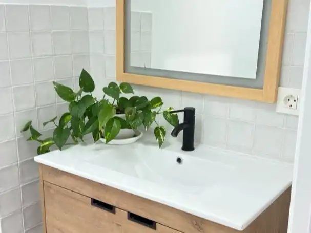 Baño de Oficina de alquiler en Armilla con Calefacción y Alarma