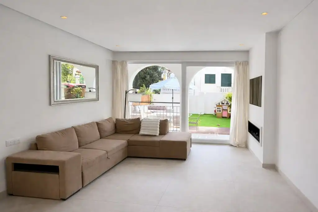 Sala de estar de Apartamento en venta en Calvià con Aire acondicionado, Jardín privado y Terraza
