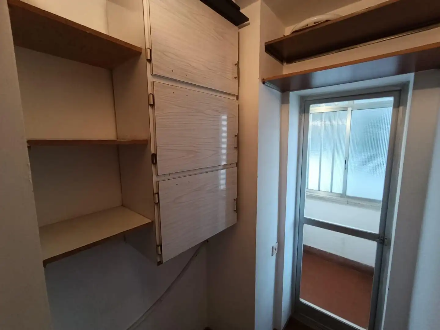 Cuina de Pis en venda en Gijón  amb Calefacció, Parquet i Traster