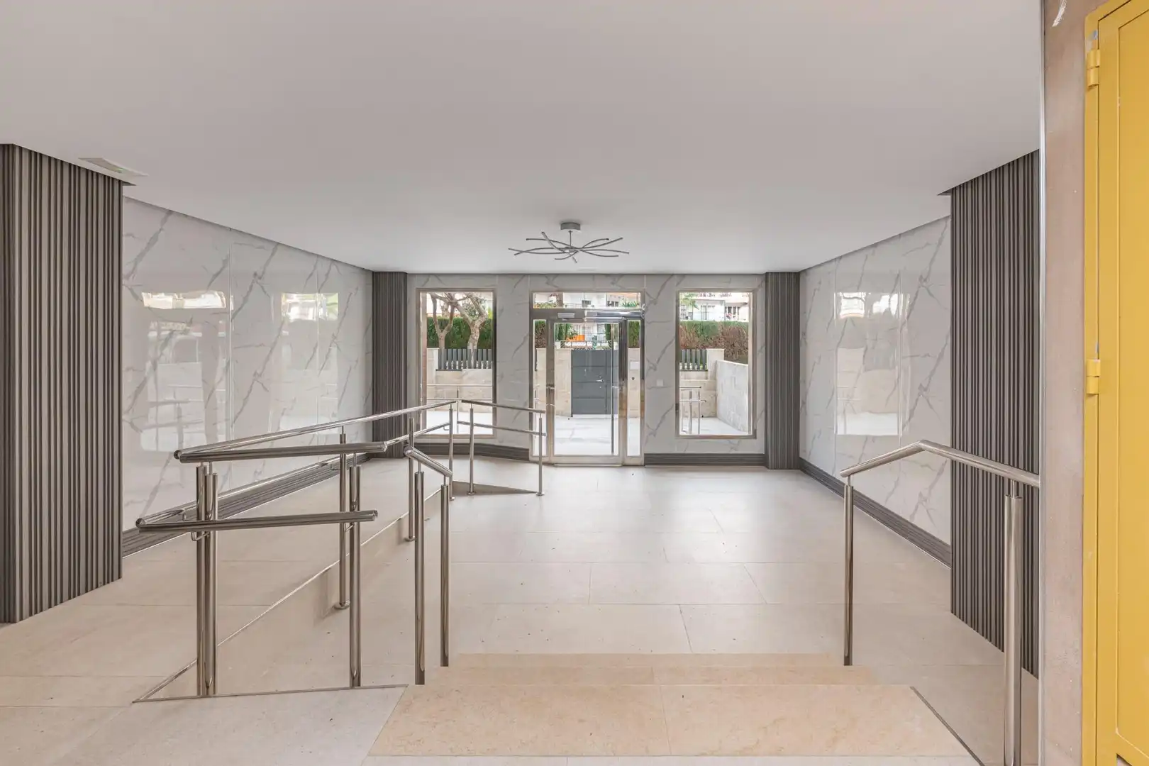 Piso en venta en Avenida de Ramón y Cajal, 36, Puerto Deportivo
