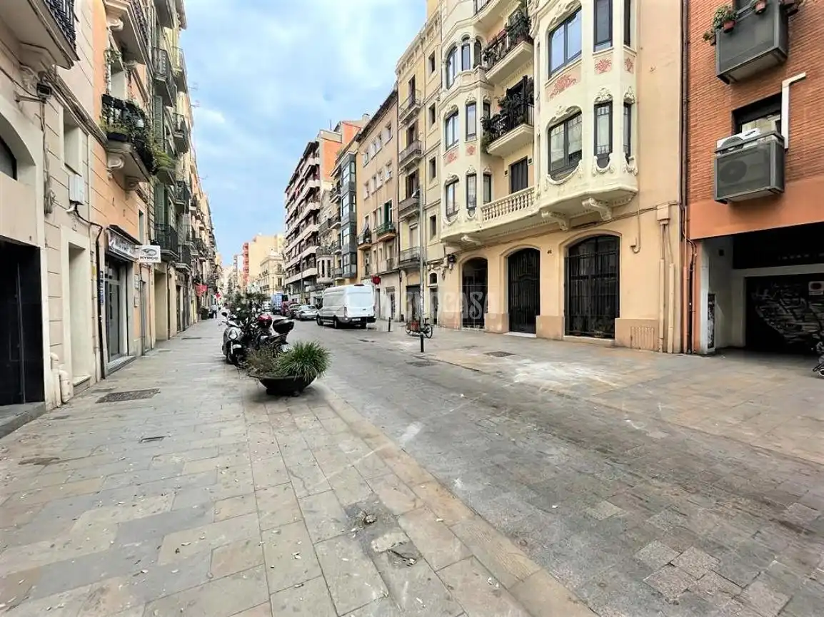 Außenansicht von Wohnung zum Verkauf in Barcelona