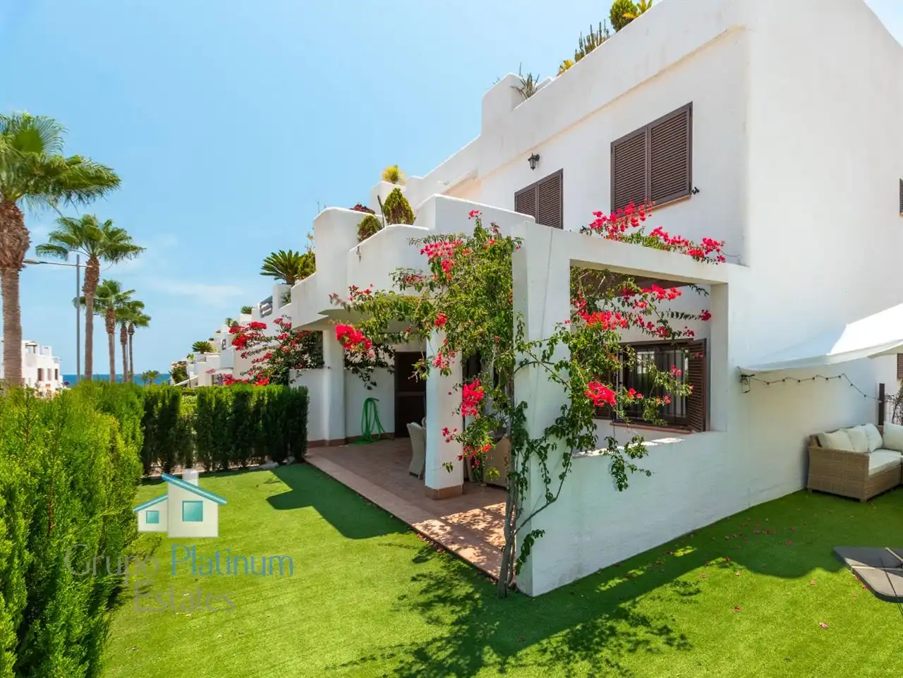 Apartamento con piscina en venta en San Juan de los Terreros