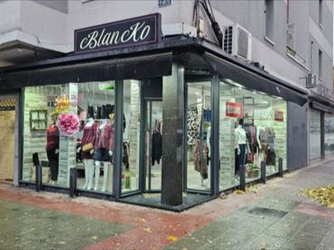 Local commercial en cession à Pinto 41