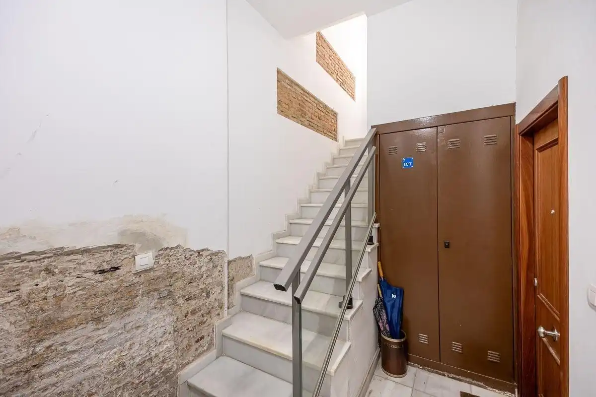 Flat for sale in Granada  with Air Conditioner, Terrace and Balcony