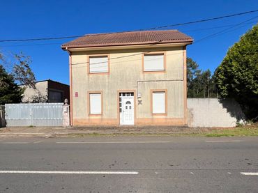 Casa con giardino in vendita a Cerqueiras Abaixo