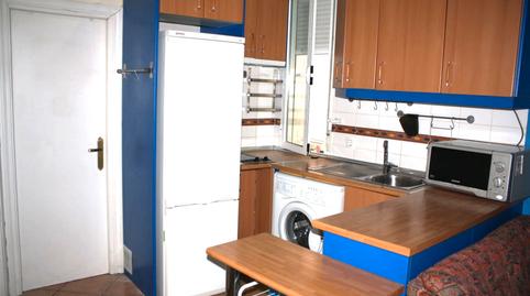 Foto 3 de Piso en venta en Calle del General Lacy, Palos de Moguer, Madrid