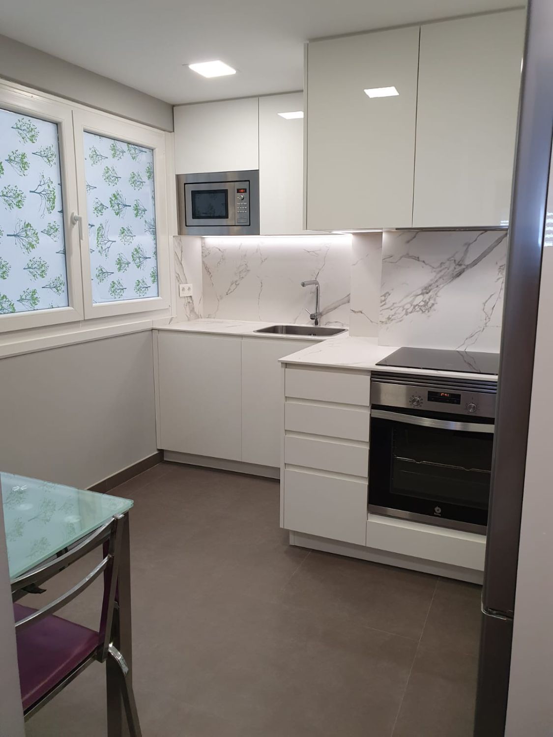 Cocina de Piso en venta en Vigo  con Calefacción y Trastero