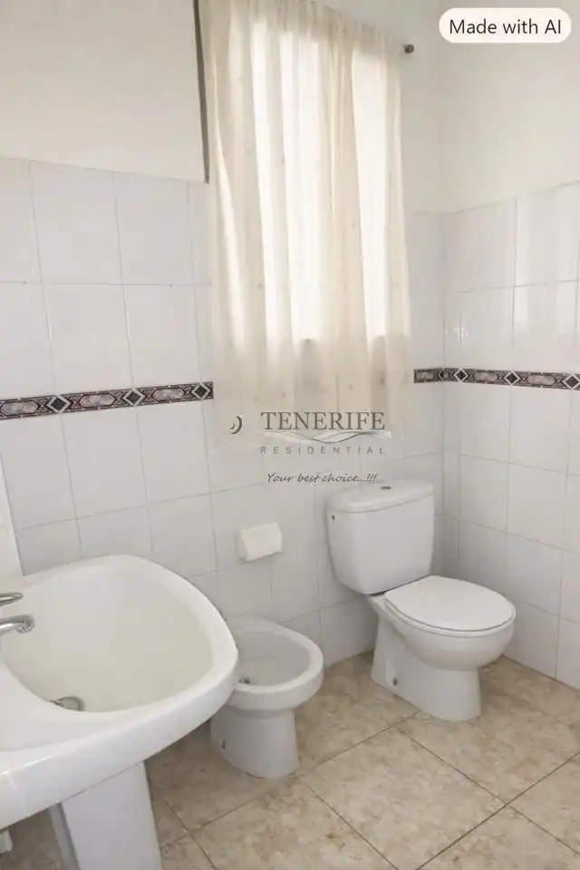 Bathroom of Ground floor for sale in Guía de Isora