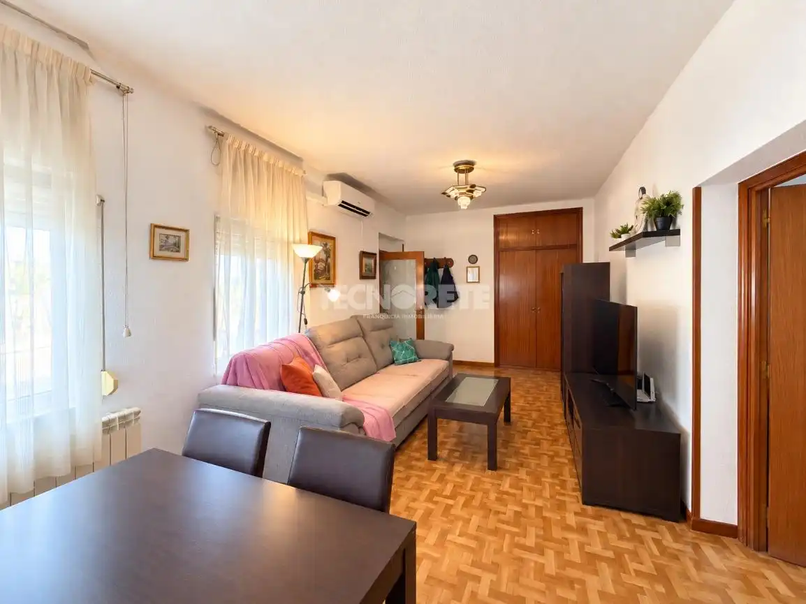 Sala de estar de Piso en venta en Carabanchel