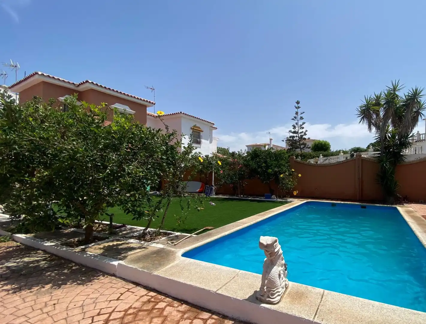 Chalet con piscina en venta en Matalascañas, imagen 4