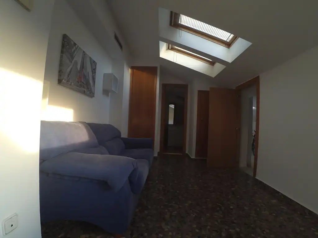 Wohnzimmer von Dachboden zum Verkauf in Valencia mit Klimaanlage, Terrasse und Möbliert
