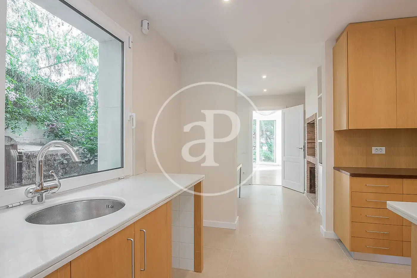 Kitchen of Houses for rent in Barcelona  with Air Conditioner, Heating and Private garden