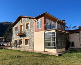 Vista exterior de Casa o xalet en venda en Sant Pau de Segúries amb Terrassa