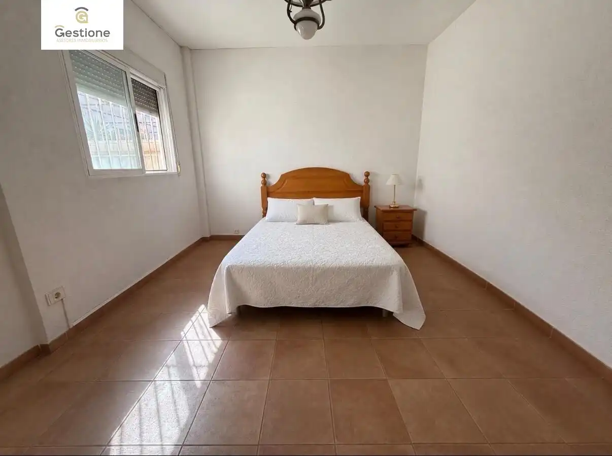 Schlafzimmer von Einfamilien-Reihenhaus zum Verkauf in Burriana / Borriana mit Balkon