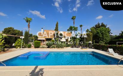 Vista exterior de Casa o xalet en venda en Cartagena amb Aire condicionat, Terrassa i Piscina