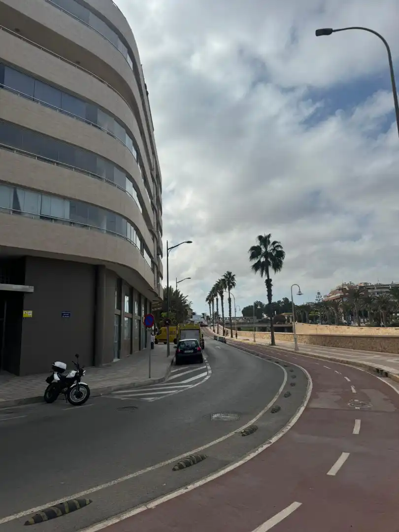 Vista exterior de Piso en venta en Melilla con Aire acondicionado, Calefacción y Terraza