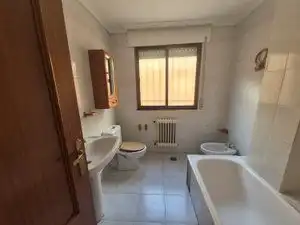 Bathroom of Flat for sale in Ciudad Real  with Air Conditioner, Heating and Terrace