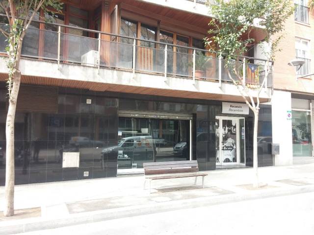 Local comercial en Alquiler en Passeig de Sunyer, 36 en Ponent