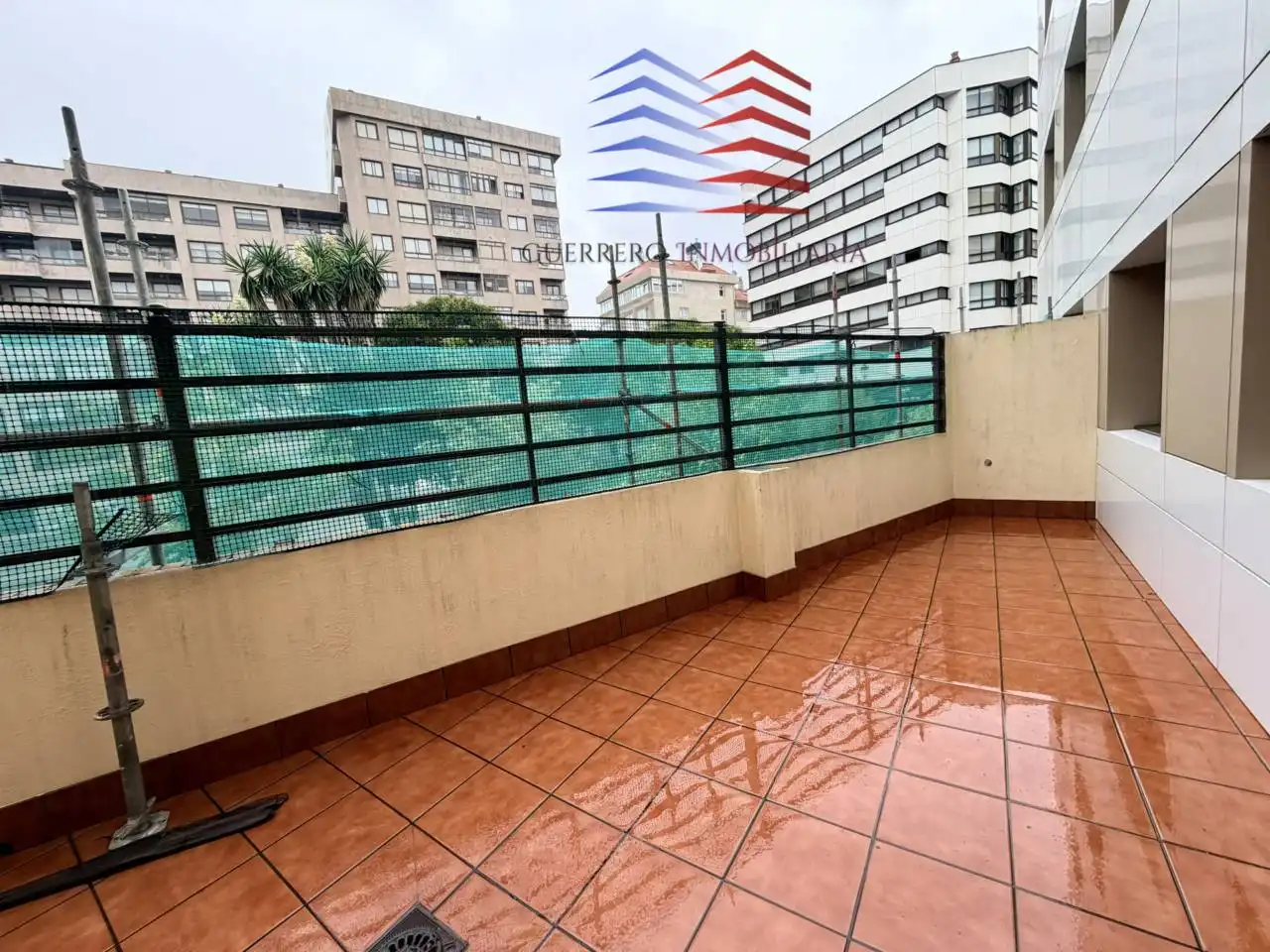Terraza de Piso de alquiler en Vigo  con Calefacción, Parquet y Terraza