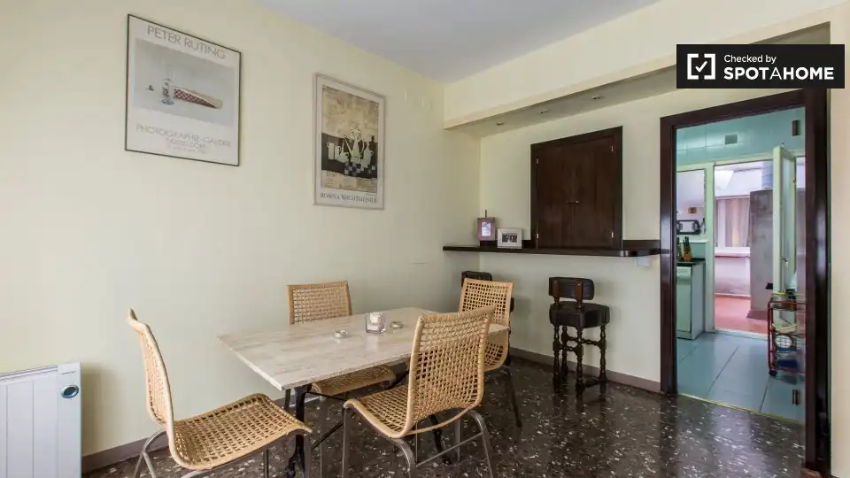 Dining room of Flat for share in Barcelona  with Air Conditioner, Heating and Terrace