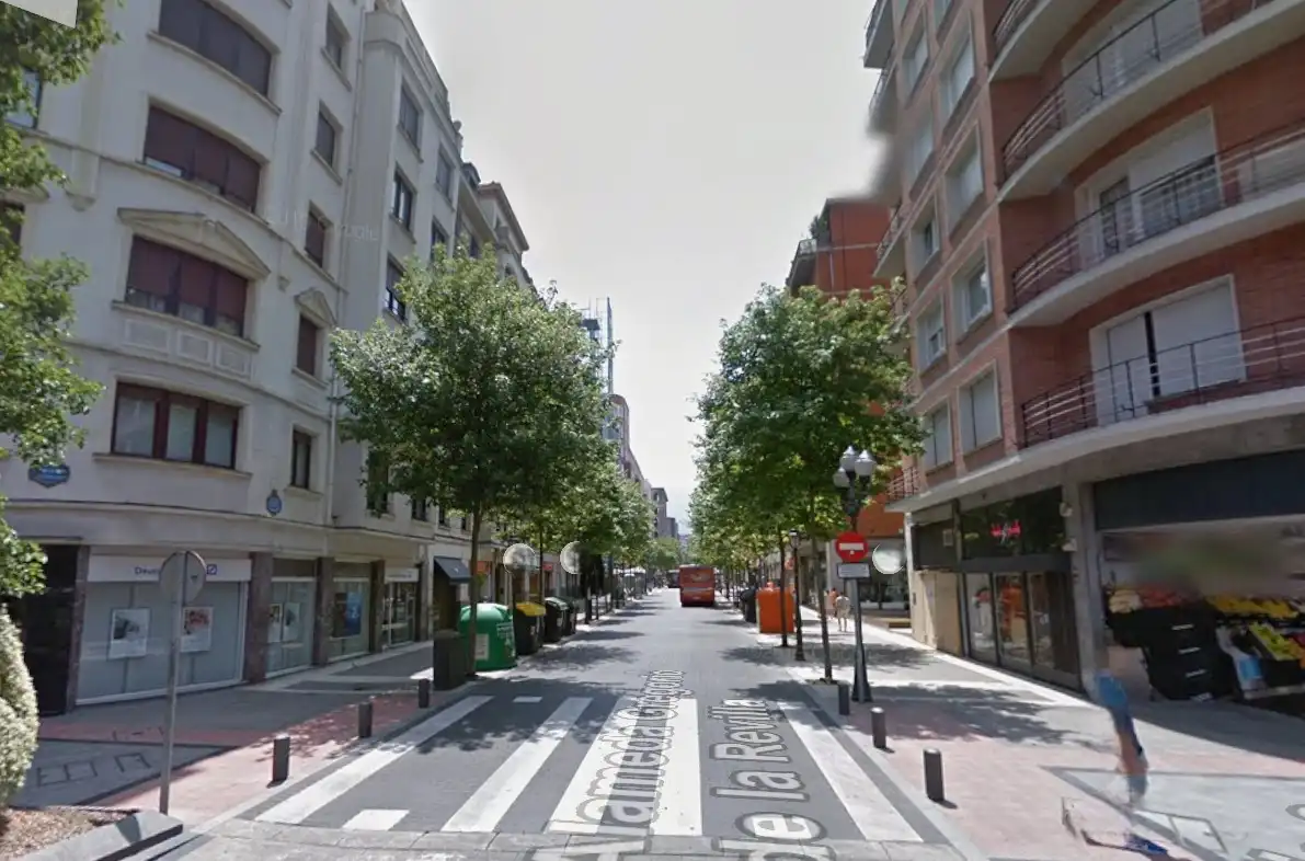 Außenansicht von Wohnung zur Miete in Bilbao  mit Möbliert