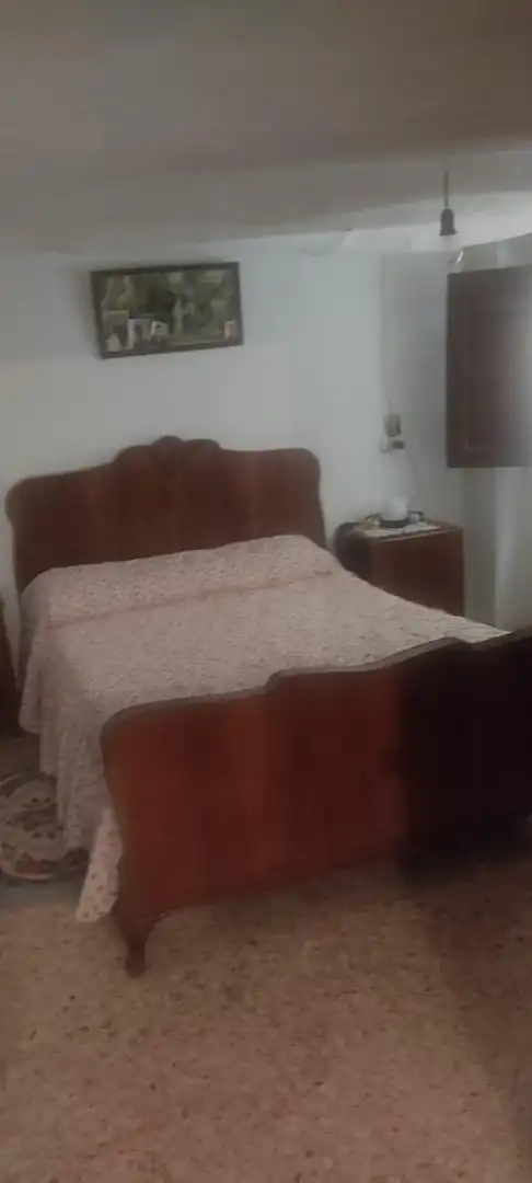 Dormitori de Finca rústica en venda en Crivillén amb Jardí privat