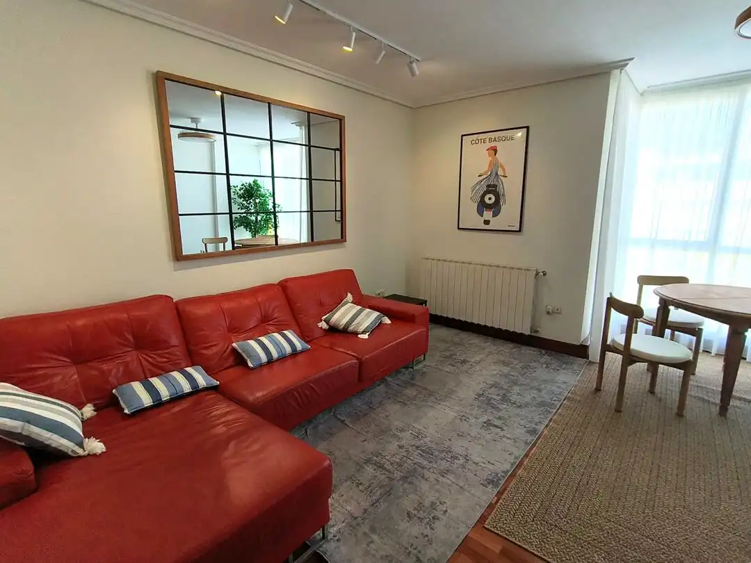 Flat with terrace to rent in Ibaeta