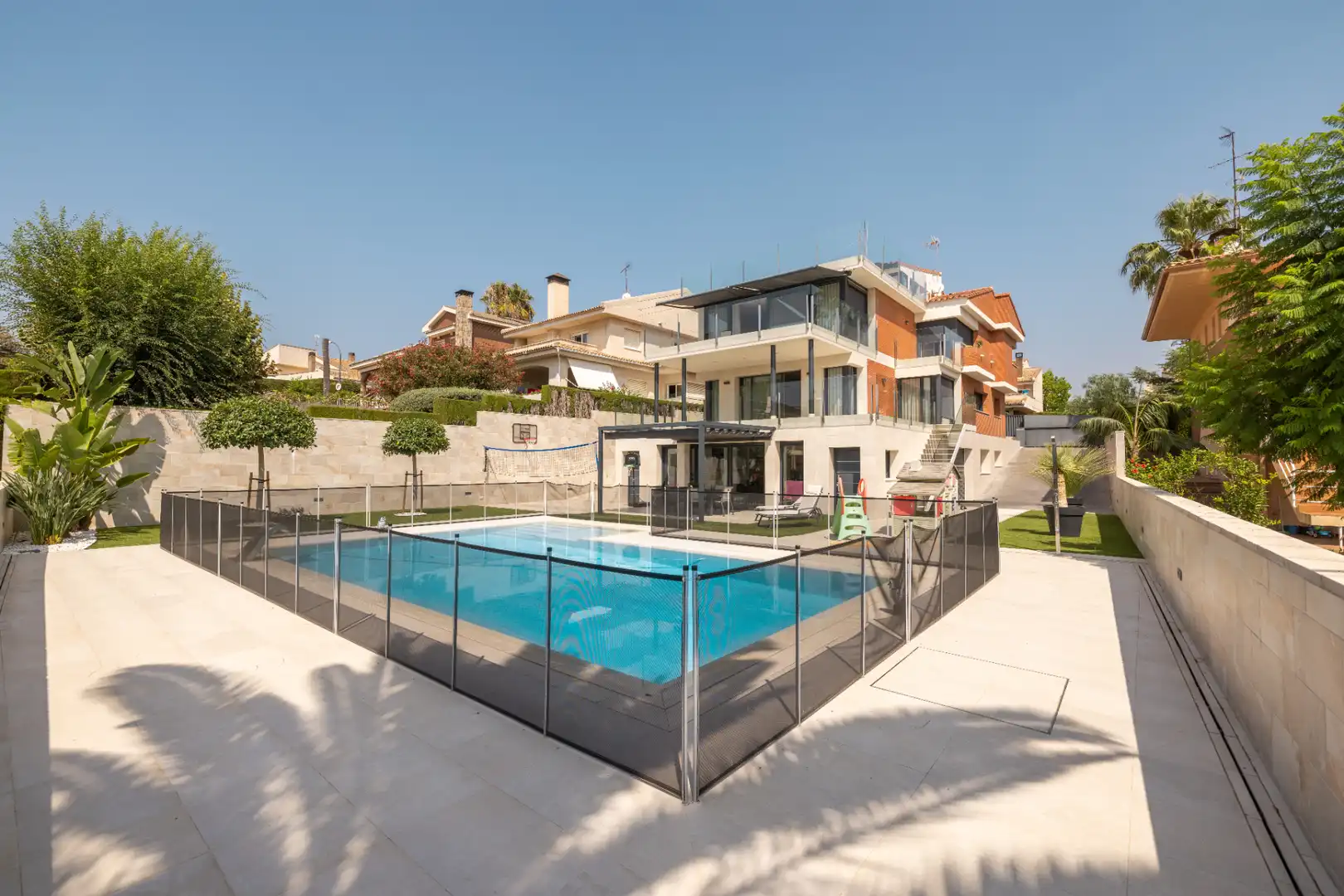 Piscina de Casa o xalet en venda en Tarragona amb Aire condicionat, Calefacció i Jardí privat