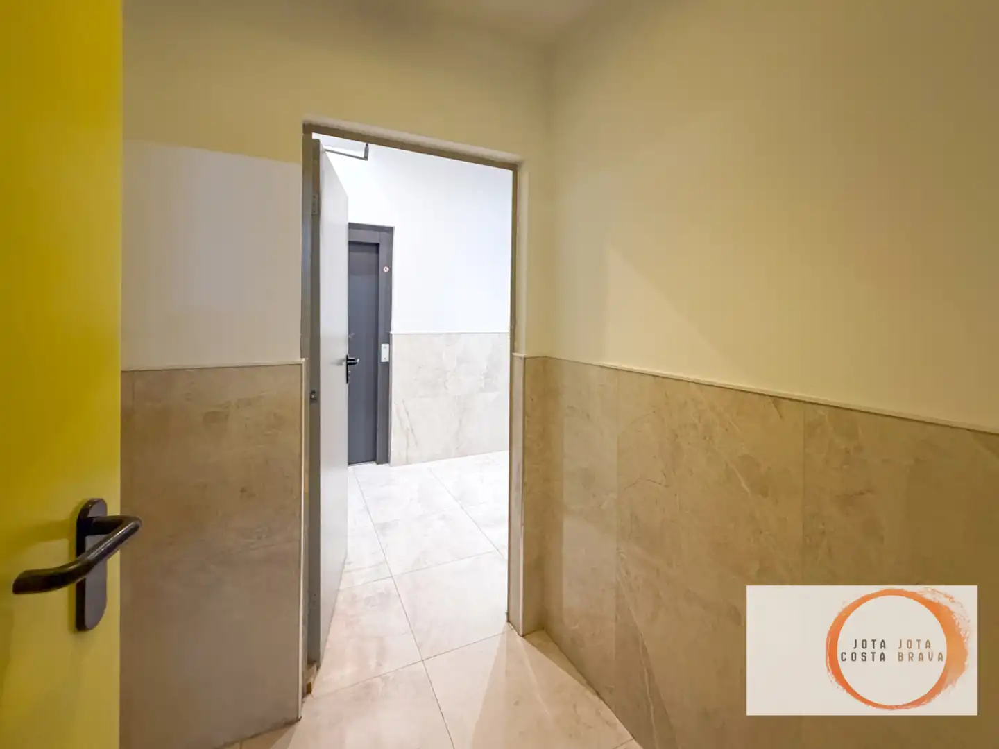 Garage for sale in Llagostera