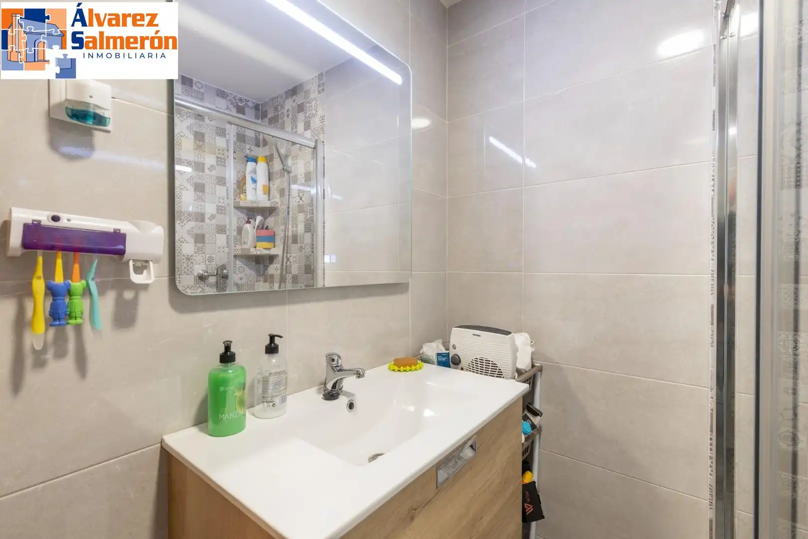 Piso con terraza en venta en Calle de Laureado López Muñoz, imagen 18
