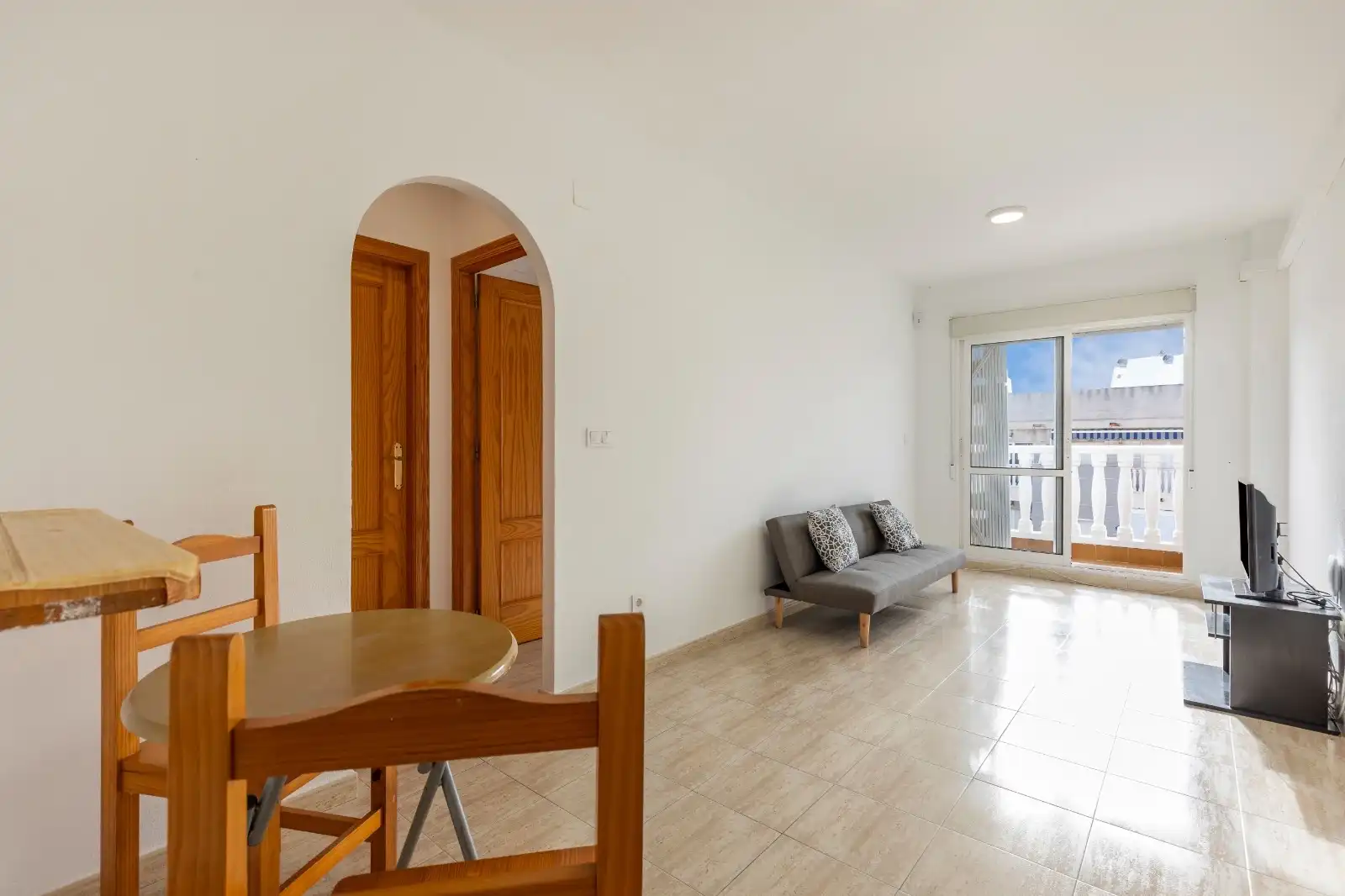 Sala de estar de Ático de alquiler en Torrevieja con Aire acondicionado, Calefacción y Terraza