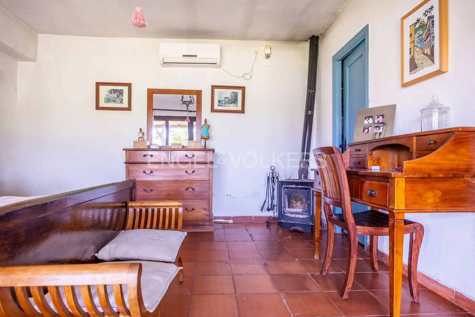 Sala de estar de Finca rústica en venta en Alcalá del Río con Aire acondicionado, Calefacción y Jardín privado