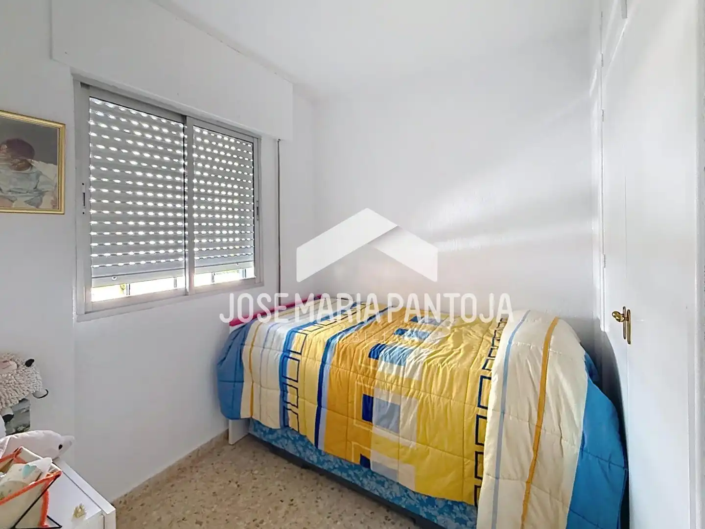 Dormitori de Casa adosada en venda en Jerez de la Frontera amb Aire condicionat, Calefacció i Terrassa