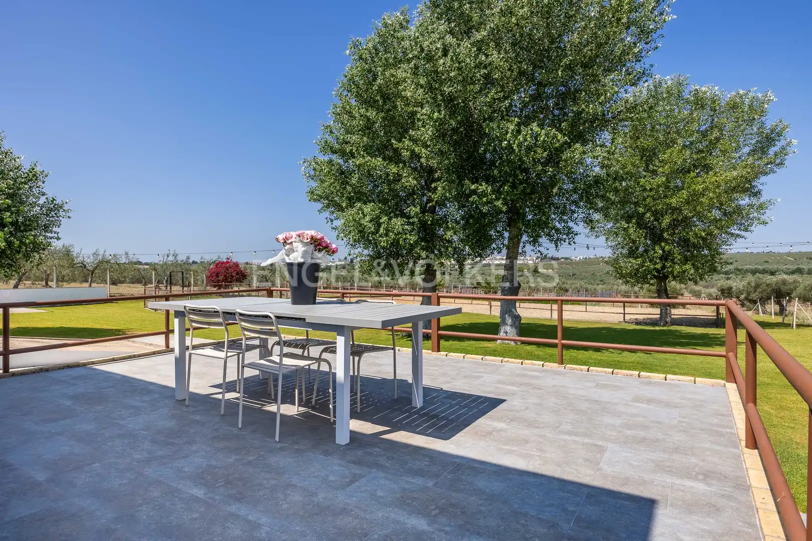Terrasse von Country house zum Verkauf in Espartinas mit Klimaanlage, Heizung und Privatgarten
