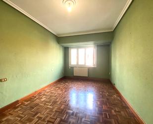 Bedroom of Flat for sale in Vitoria - Gasteiz  with Heating, Parquet flooring and Terrace