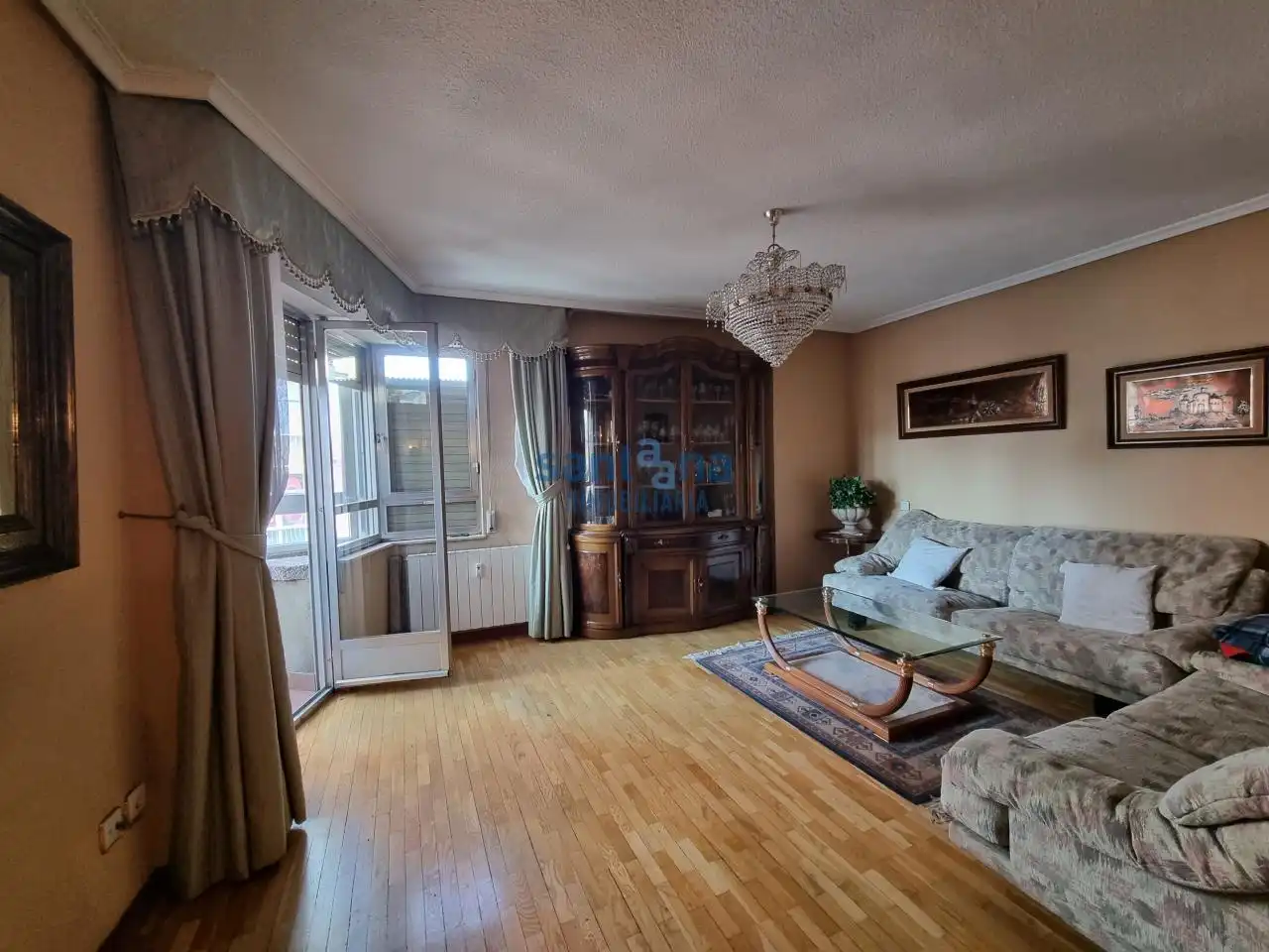 Living room of Flat for sale in León Capital   with Heating, Parquet flooring and Terrace