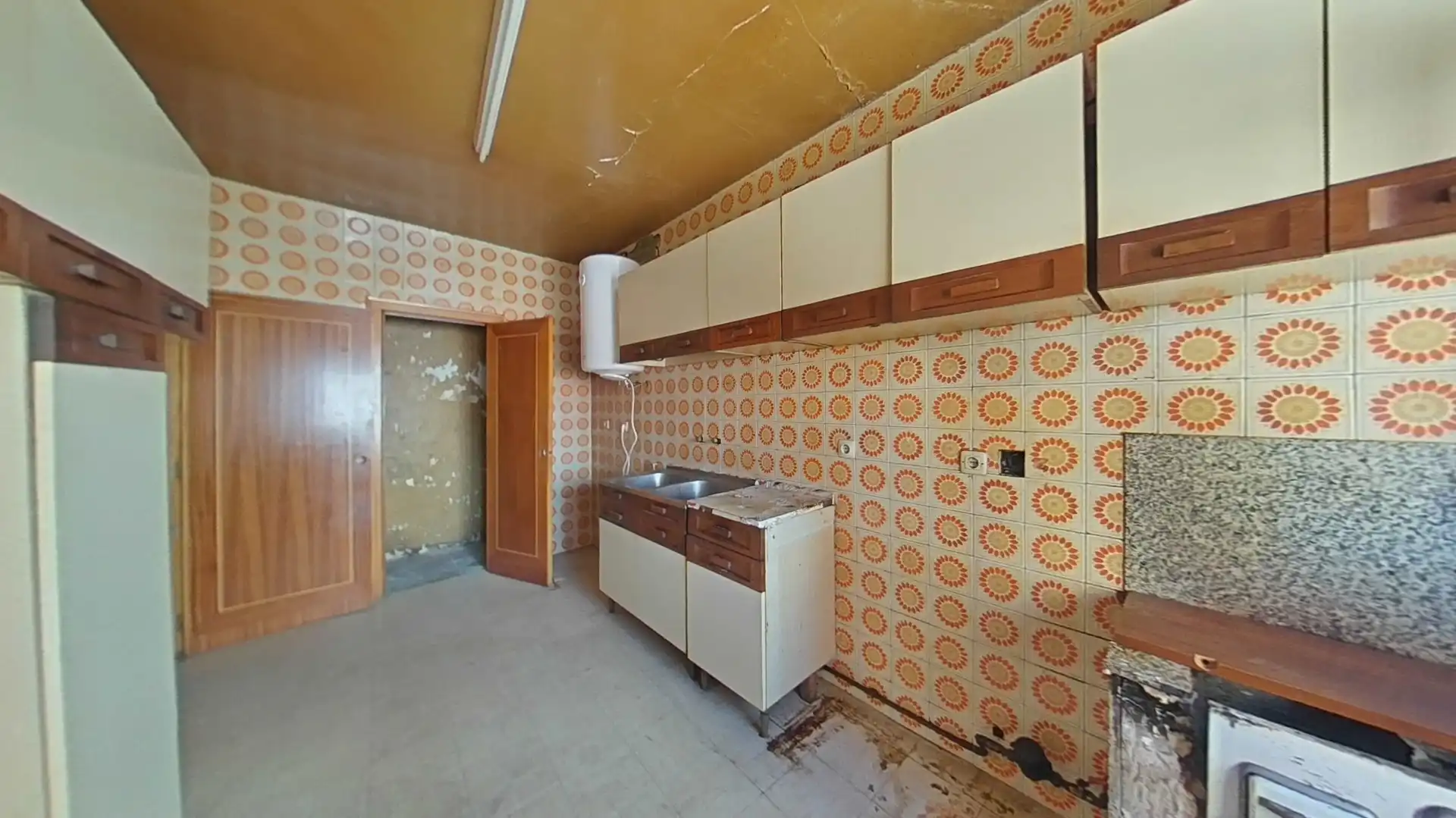 Cocina de Piso en venta en Las Navas del Marqués 