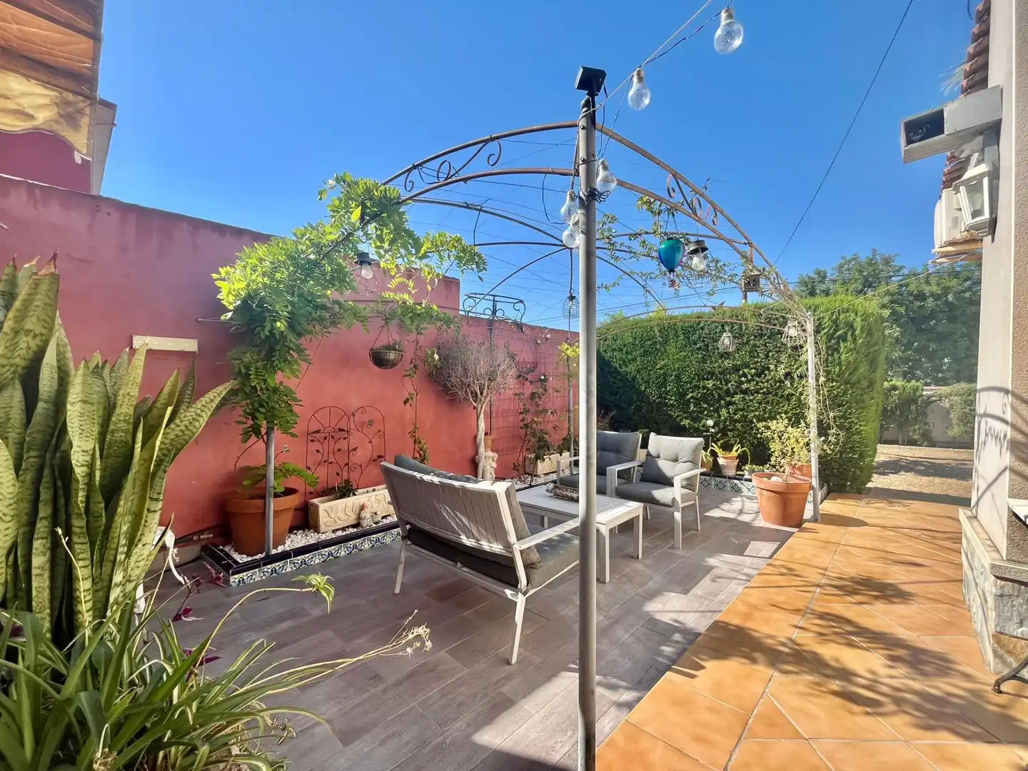 Terrassa de Casa o xalet en venda en Torrevieja amb Aire condicionat, Calefacció i Jardí privat